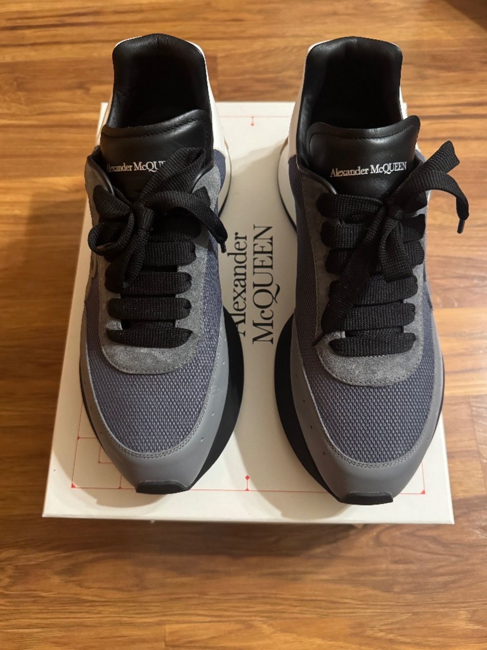 Alexander McQueen Oversized Runner Sneakers Gray Black Size 44 EU / US 11 With B